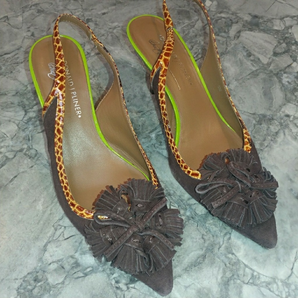 Donald J Pliner slingback pumps